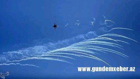 İran təyyarə və dronların iştirakı ilə hərbi təlim keçirib