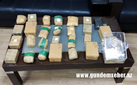 Azərbaycan gömrükçüləri -18 kq-dan çox qızıl-zinyət əşyaları müsadirə edib