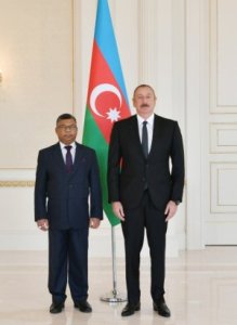 İlham Əliyev daha 4 səfirin etimadnaməsini qəbul etdi