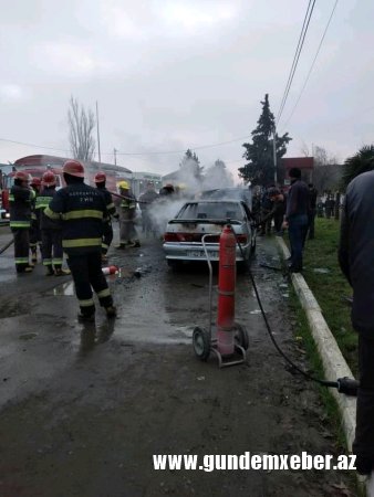 Vətəndaşın işığını kəsənin maşını yandırıldı - FOTO