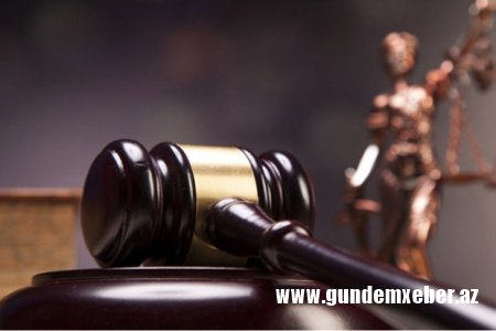 Hədə-qorxu gələrək pul vəsaitləri ələ keçirən internet kanalının əməkdaşlarının işi MƏHKƏMƏDƏ