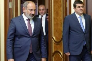 PAŞİNYANIN QARABAĞLA BAĞLI AÇIQLAMALARI İRƏVANI QARIŞDIRIB... - Ermənistanın Baş nazirinin Arutyunyana cavabı da sərt oldu