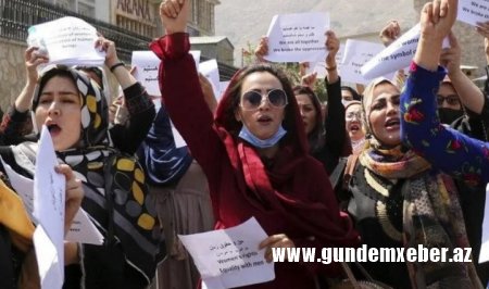 "Taliban" qadınların nümayişində gözyaşardıcı qazdan istifadə edib