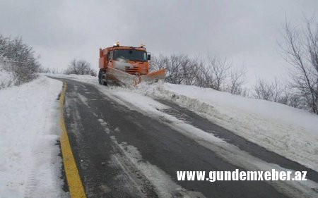 Azərbaycanın avtomobil yollarındakı son vəziyyət açıqlanıb