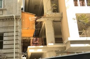 Vətəndaşlardan pulu alıb binanı yarımçıq saxlayırlar - Bakıda tikinti özbaşınalığı