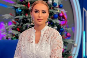 Roza Zərgərliyə VƏZİFƏ VERİLDİ