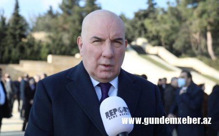 Elman Rüstəmov: “Neftin qiyməti manatın məzənnəsinə ciddi dəstəkdir”