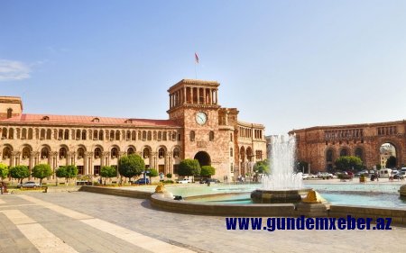 İrəvanda AVRONEST-in iclası başlayıb, azərbaycanlı deputatlar toplantıda iştirak edir