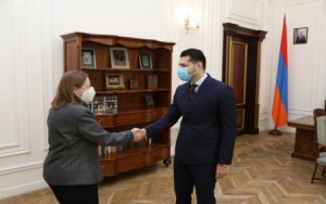 ABŞ səfiri yenə də "Qarabağın statusu" məsələsinin "həll olunmadığını" bəyan etdi... - Ermənistan KİV