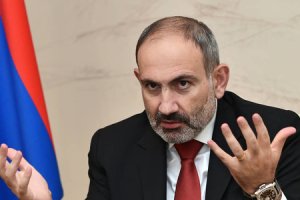 Nikol Paşinyan işə çıxdı