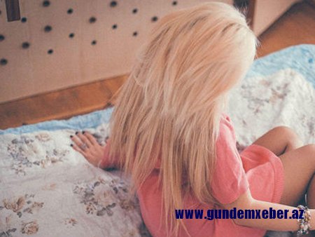 Bakıda boşanmaq üçün məhkəməyə gedən qadın məmurdan hamilə qaldı