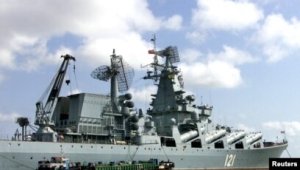 "Moskva" flaqmanından sağ çıxan dənizçinin anası gəminin raketlə vurulduğunu, 40 nəfərin öldüyünü deyib