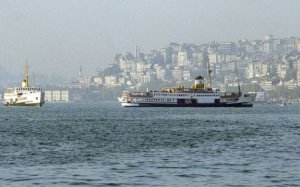 “Bosforun bağlı olmasından Rusiya “Moskva” kreyserini əvəzləyə bilmir” - Britaniya kəşfiyyatı