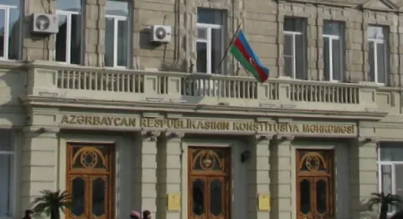 Hökumətdən  və  Konstitusiya Məhkəməsindən hərbiçilərə təxribat