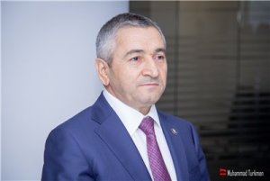 Sabunçu Rayon İcra Hakimiyyəti başçısının Ramana qəsəbəsi üzrə nümayədəsi Arif Osmanovun qanunsuz tikinti biznesi…