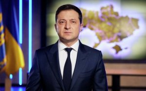 Zelenski döyüşlərdə fərqlənən azərbaycanlı hərbçiləri təltif edib