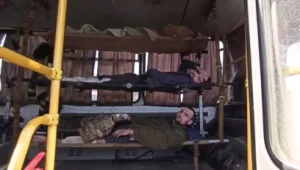 Ukrayna Mariupolda qalan hərbçiləri təxliyə etməyə çalışır