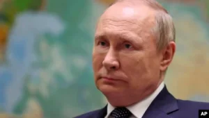 Putin Qərbin Ukraynaya göndərəcəyi silahlara görə yeni hədəflərin vurulacağını deyir