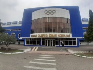 Müəllim-məşqçi heyəti Gəncə Olimpiya Kompleksini TƏRK EDİB - Yeni direktor isə ÜZƏ ÇIXMIR