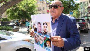 Həbsdə olan siyasi mühacirlərin ailə üzvləri etiraz aksiyası keçirib