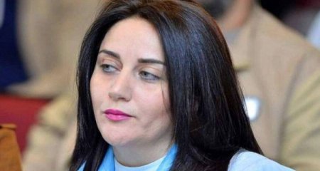 “Bizə təhqiredici, alçaldıcı münasibət göstərdilər” - Jurnalist nazirliyi ifşa etdi