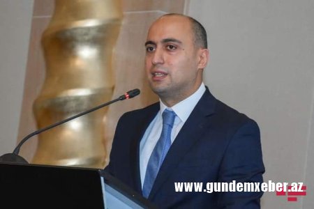 Bir qrup müəllim Emin Əmrullayevdən Prezidentə şikayət edib