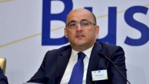 Şahin Bağırov işçilərə kütləvi töhmət verdi - DETALLAR