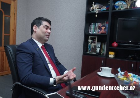 Deputatın bir aylıq MMC-si Klinik Xəstəxanadan 154 min uddu