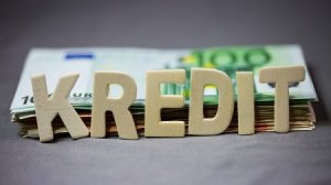 Durğunluq dövrü: Kreditlərə maraq niyə yoxdur? - AKTUAL