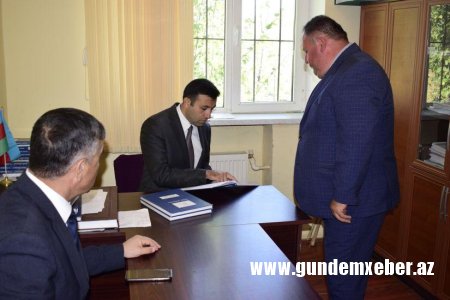 İCRA BAŞÇISI QƏFİL MƏKTƏBƏ GETDİ, BİABIRÇILIQ ÜZƏ ÇIXDI – Direktor tapılmadı... (Fotolar)