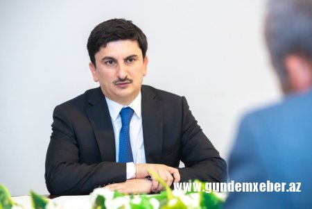 Vüqar Behbudovdan   1-ci vitse-prezidentə sayğısızlıq