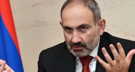 Nikol Paşinyan Rusiyaya gedib