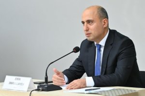 Nazirin müəllimləri gözdən salması təhlükəli tendensiyadır - HƏQİQƏTƏN DƏ...