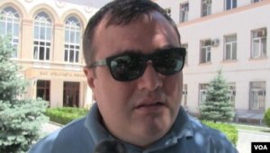 Məhkəmə vəkilin "ev dustaqlığı" barədə qərarını dəyişməyib