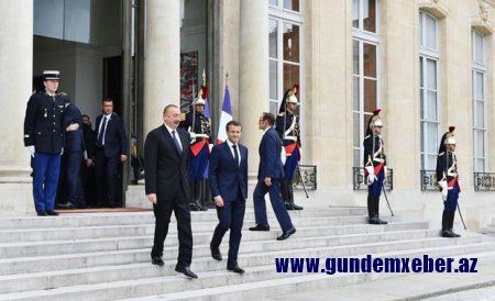 Makronun Əliyevə zəngi: Fransanın dörd məqsədi - TƏHLİL