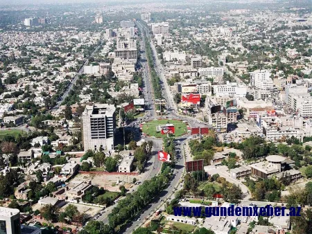 Pakistanın Pəncab hökuməti keçmiş baş nazir Xanın növbədənkənar seçki planına zərbə vuraraq istefaya göndərib
