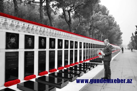 ABŞ Dövlət Departamentinin idarə direktoru Şəhidlər xiyabanını ziyarət edib
