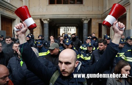 Tbilisidə etiraz aksiyasında 66 müxalifətçi saxlanılıb
