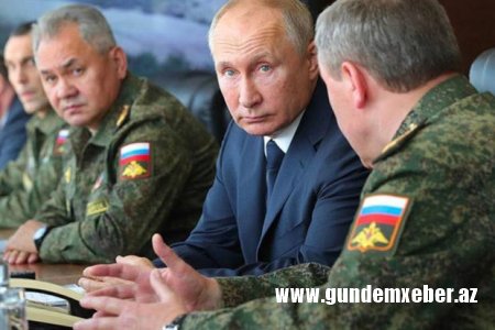 ABŞ kəşfiyyatı: Putin illərdir Ukraynaya qarşı müharibə aparmağa hazırlaşır