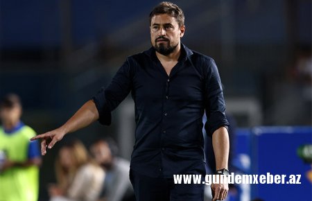 İspan Klotet “Torpedo” futbol klubuna rəhbərlik edib.