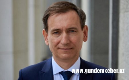 Zelenskinin xüsusi nümayəndəsi azərbaycanlı əsgərin döyülməsini qınayıb