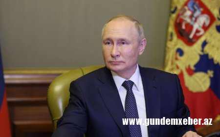 Vladimir Putin Ukraynanın işğal altındakı Xerson və Luqansk vilayətinə səfər edib - YENİLƏNİB