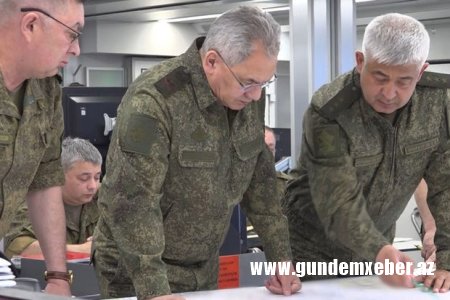 Şoyqu “Mərkəz” qoşun qruplaşmasının ön komanda məntəqəsinə baş çəkib