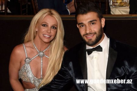 Britni Spirs boşanandan sonra tək qalıb
