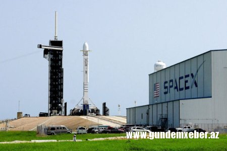 “SpaceX” ABŞ Kosmik Qüvvələrini rabitə ilə təmin etmək üçün ilk müqaviləni bağlayıb
