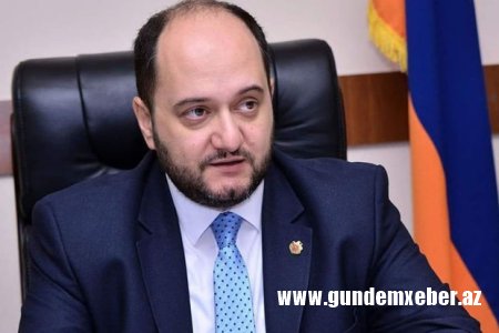 Ermənistanda gərginlik: Hökumət təhdid edir, məmurlar gizlənirlər