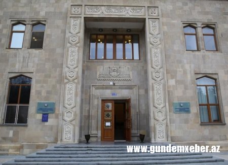 Ombudsman (Aparatı) niyə dövlət orqanlarına “əmioğluluq” edir?