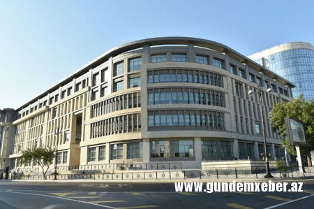 Bakıda məşhur liseydə 11 nəfər qızılcaya yoluxub? - FOTO