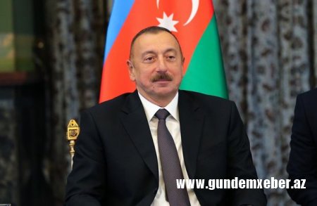 İlham Əliyev Xankəndidə idman ictimaiyyətinin təltif edilmiş nümayəndələri ilə görüşüb - YENİLƏNİB