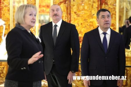 Prezident İlham Əliyev Sankt-Peterburqda “Yekaterina sarayı” ilə tanış olub - YENİLƏNİB + FOTO